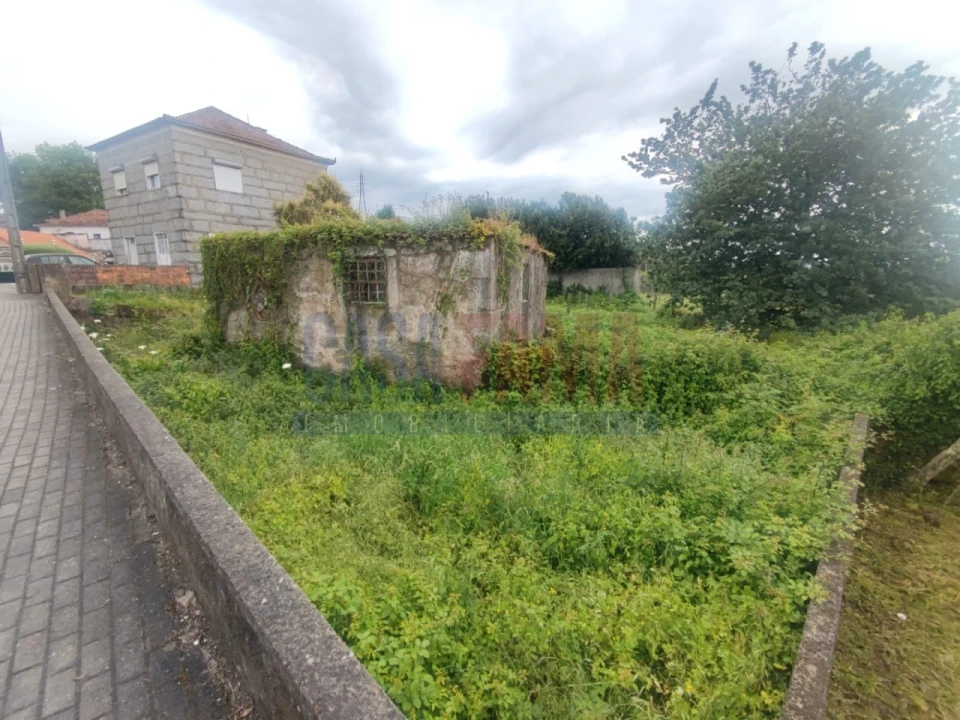 Moradia T2 para Venda em Carreira e Bente Foto 1