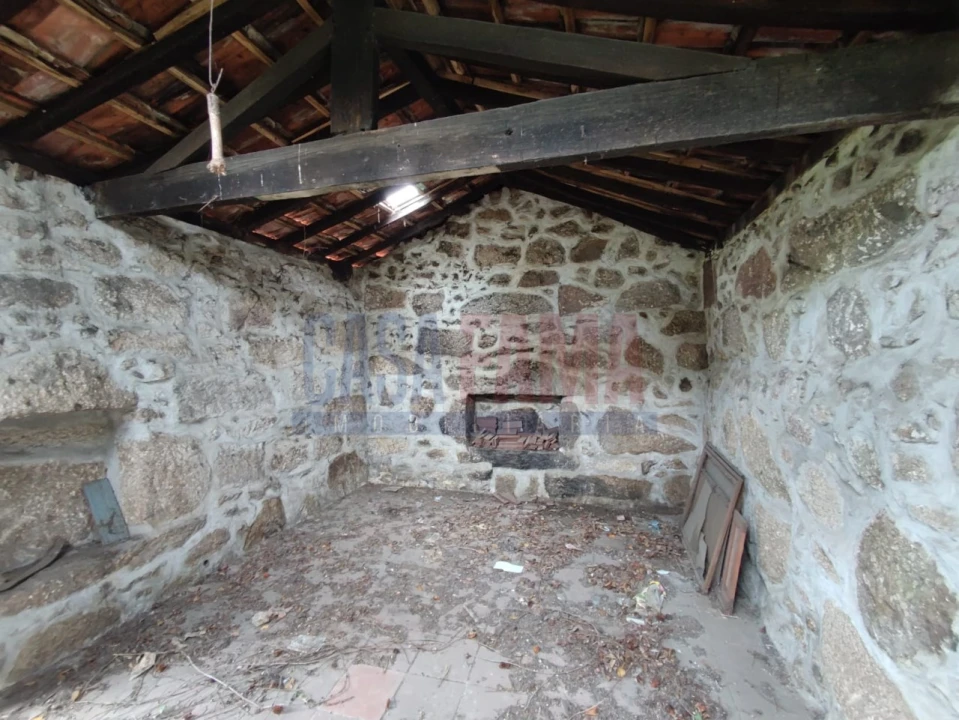 Moradia T2 para Venda em Carreira e Bente Foto 33