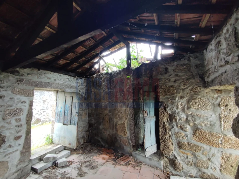 Moradia T2 para Venda em Carreira e Bente Foto 36