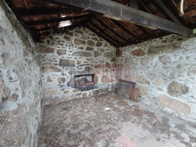 Moradia T2 para Venda em Carreira e Bente Foto 30