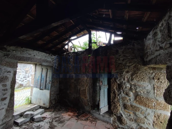 Moradia T2 para Venda em Carreira e Bente Foto 38