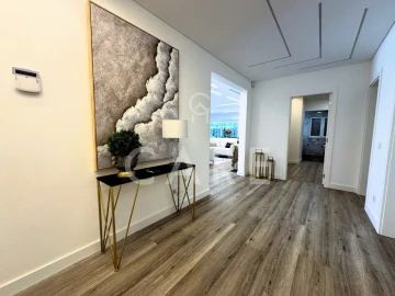 Moradia T4 para Venda em Charneca de Caparica e Sobreda