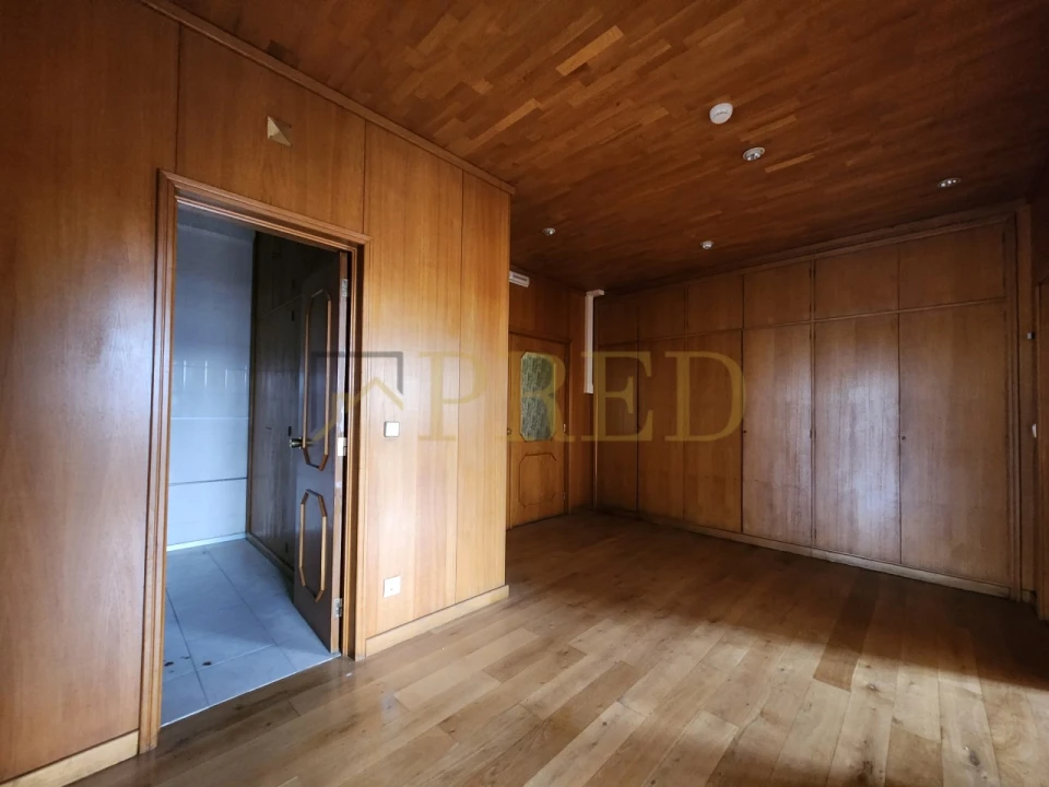 Escritório para Arrendamento em Pedroso e Seixezelo Foto 5