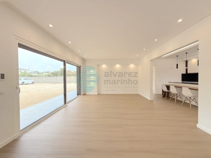 Moradia T3 para Venda em Benedita Foto 5