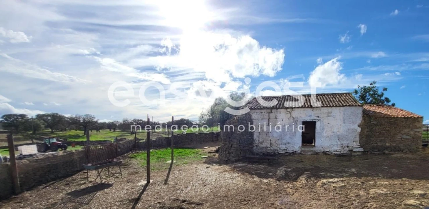 Quinta T2 para Venda em Ourique Foto 5