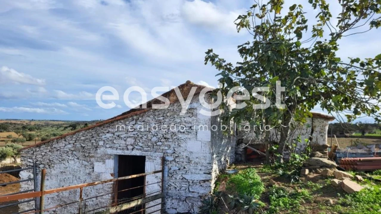 Quinta T2 para Venda em Ourique Foto 18