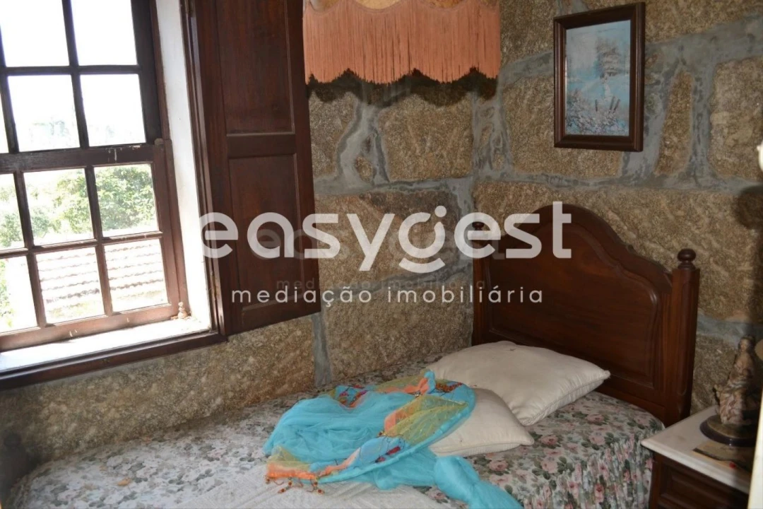 Moradia T4 para Venda em Travancinha Foto 14