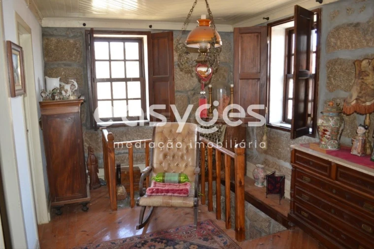 Moradia T4 para Venda em Travancinha Foto 27