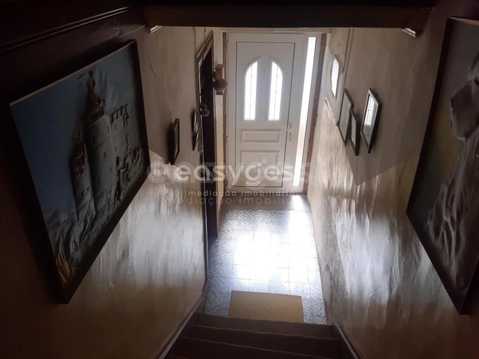 Moradia T6 para Venda em Carviçais Foto 9