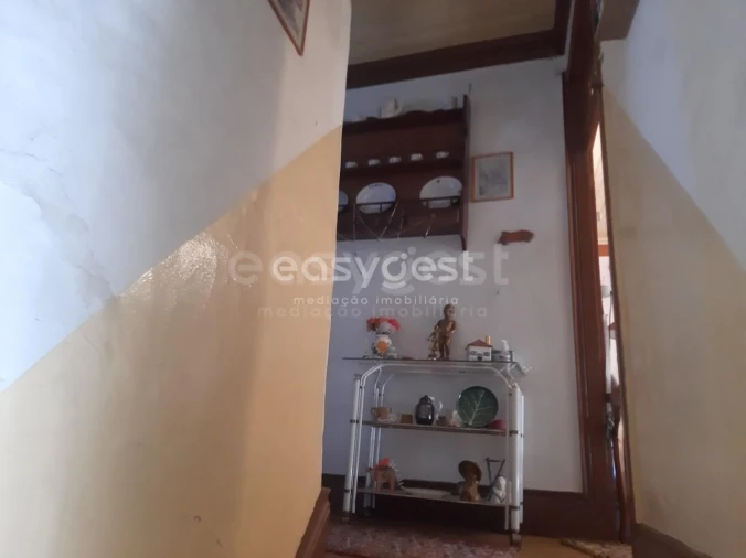 Moradia T6 para Venda em Carviçais Foto 10