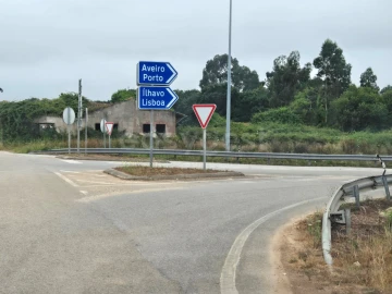Terreno para Venda em Oliveirinha