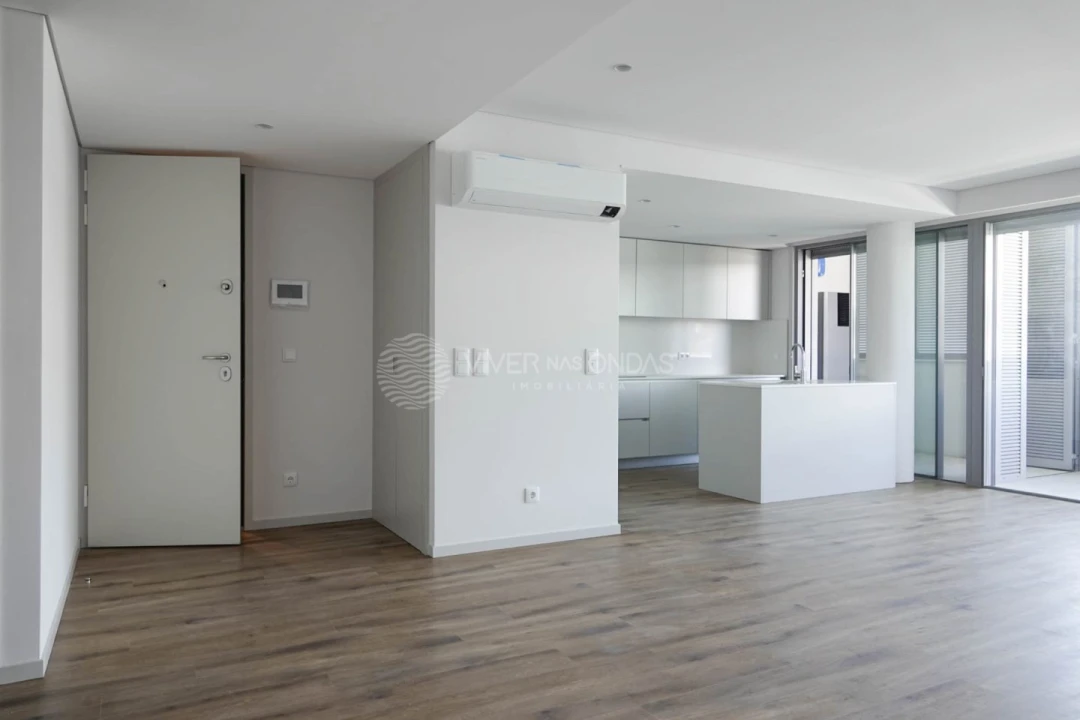 Apartamento T2 para Venda em Mafamude e Vilar do Paraíso Foto 23