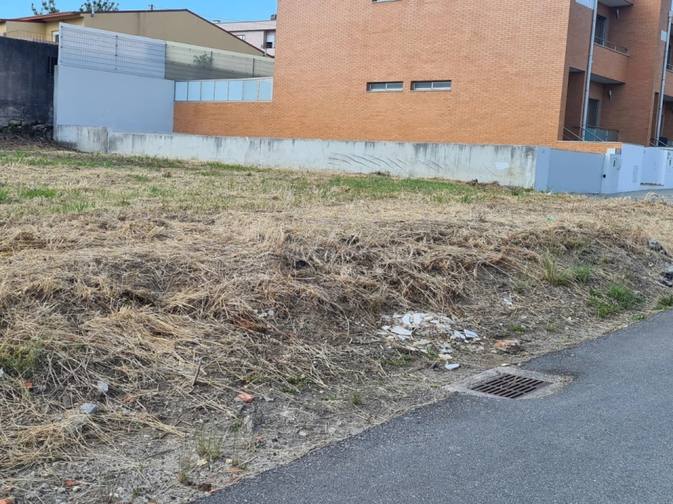 Terreno para Venda em Serzedo e Perosinho Foto 7