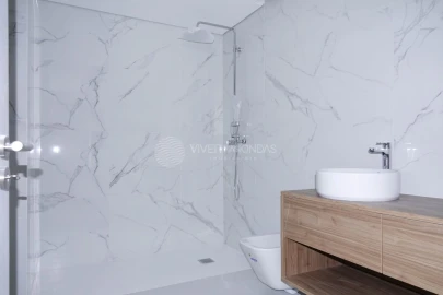 Apartamento T2 para Venda em Mafamude e Vilar do Paraíso