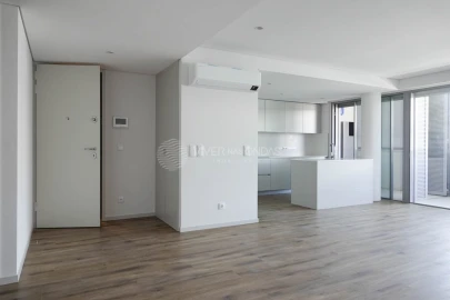Apartamento T2 para Venda em Mafamude e Vilar do Paraíso