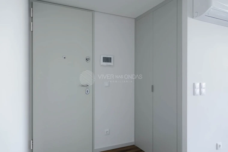 Apartamento T2 para Venda em Mafamude e Vilar do Paraíso Foto 27