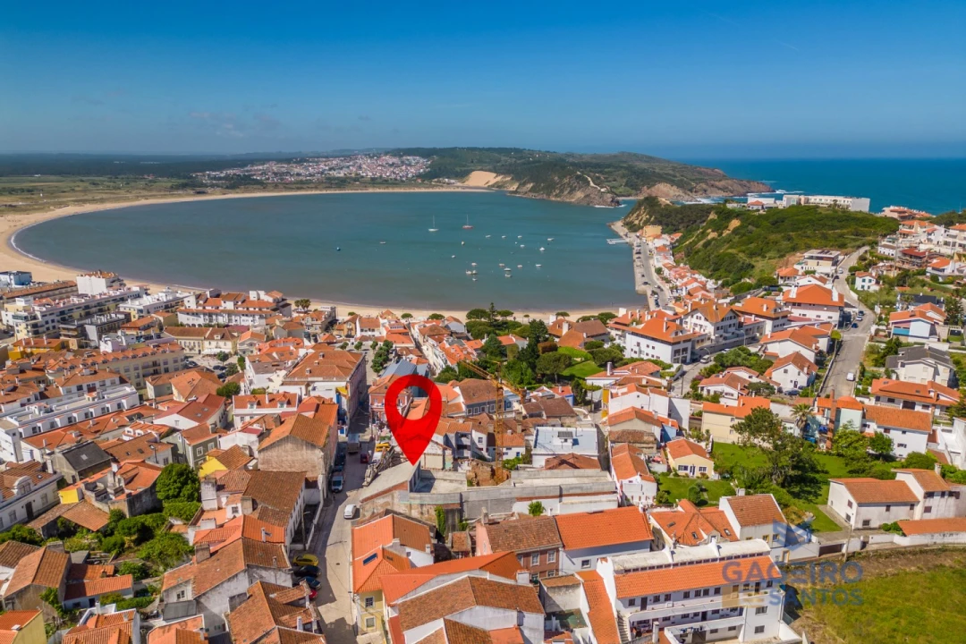 Moradia T5 para Venda em São Martinho do Porto Foto 1