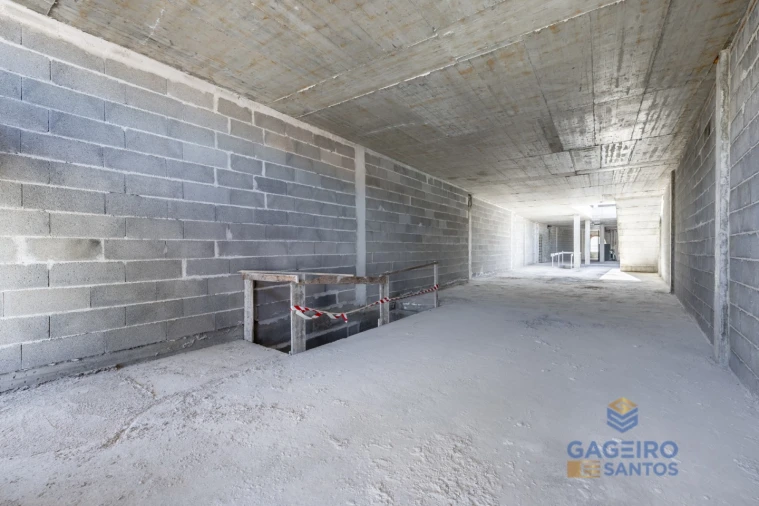 Moradia T5 para Venda em São Martinho do Porto Foto 17