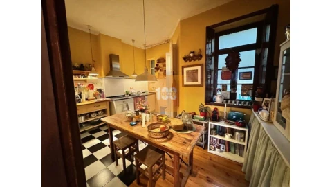Apartamento T3 para Venda em Cedofeita, Santo Ildefonso, Sé, Miragaia, São Nicolau e Vitória