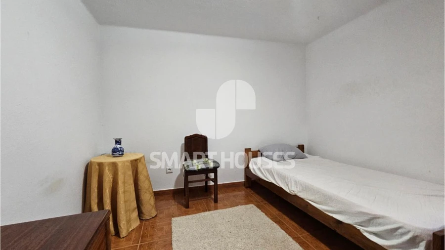 Moradia T2 para Venda em Ázere e Covelo Foto 10