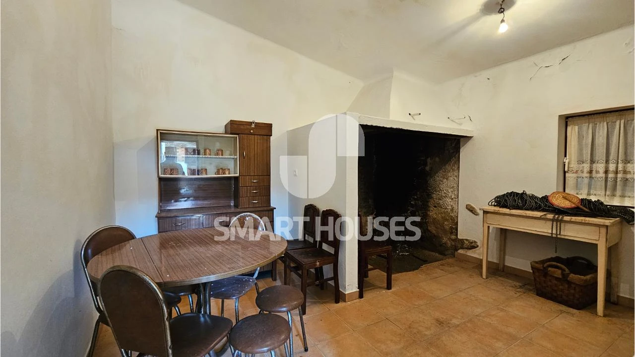 Moradia T2 para Venda em Ázere e Covelo Foto 18