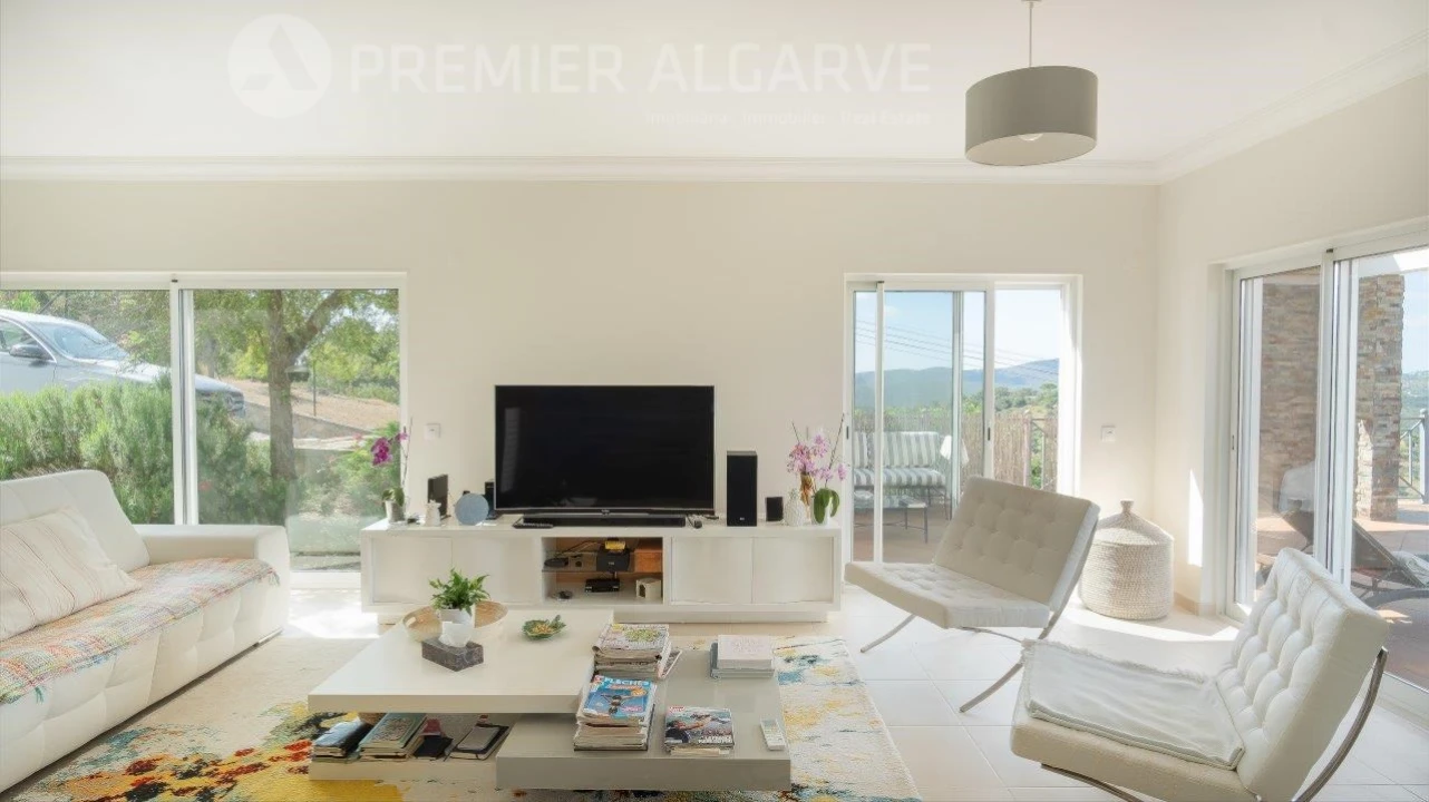 Moradia T3 para Venda em São Brás de Alportel Foto 8