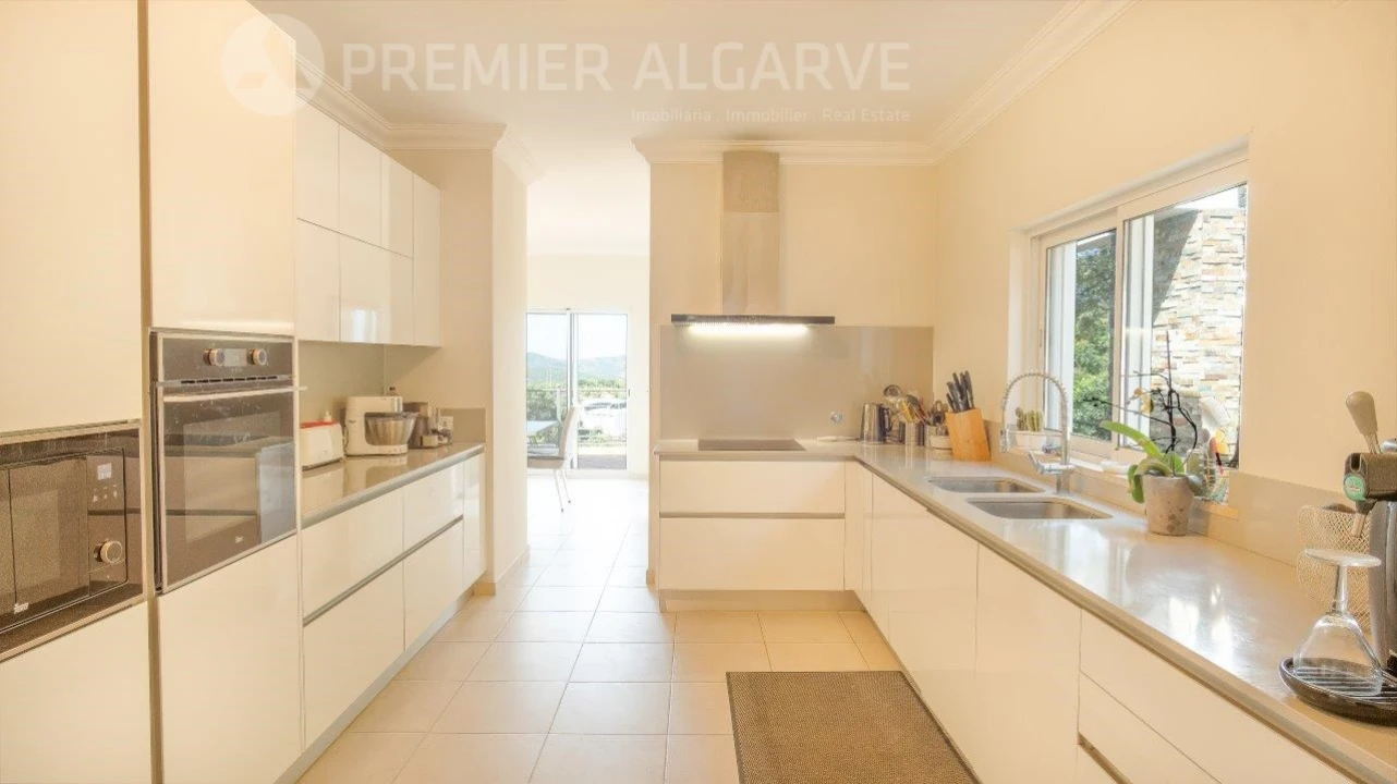 Moradia T3 para Venda em São Brás de Alportel Foto 11