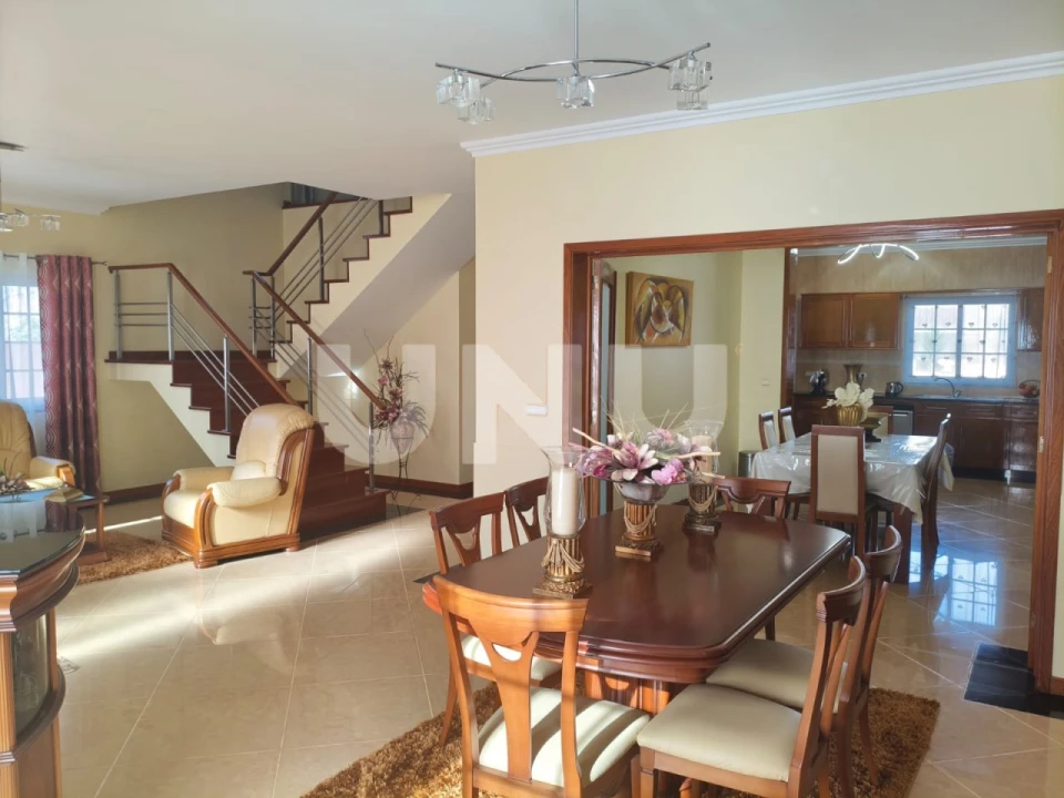 Moradia T4 para Venda em São Vicente Ferreira Foto 4