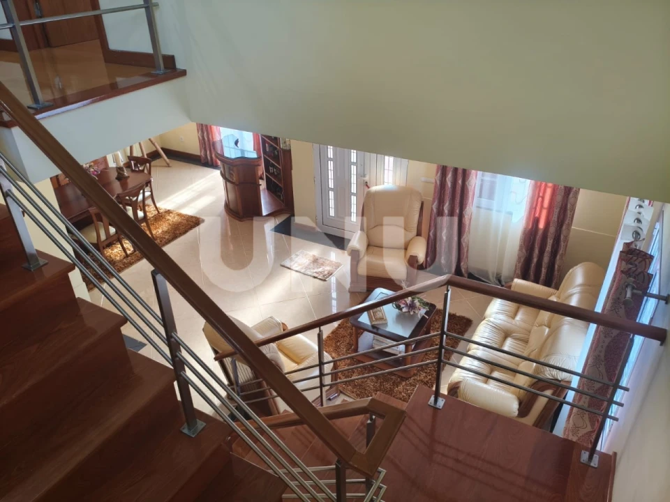 Moradia T4 para Venda em São Vicente Ferreira Foto 9