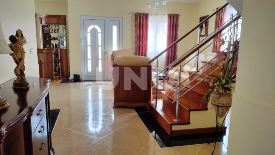 Moradia T4 para Venda em São Vicente Ferreira Foto 3