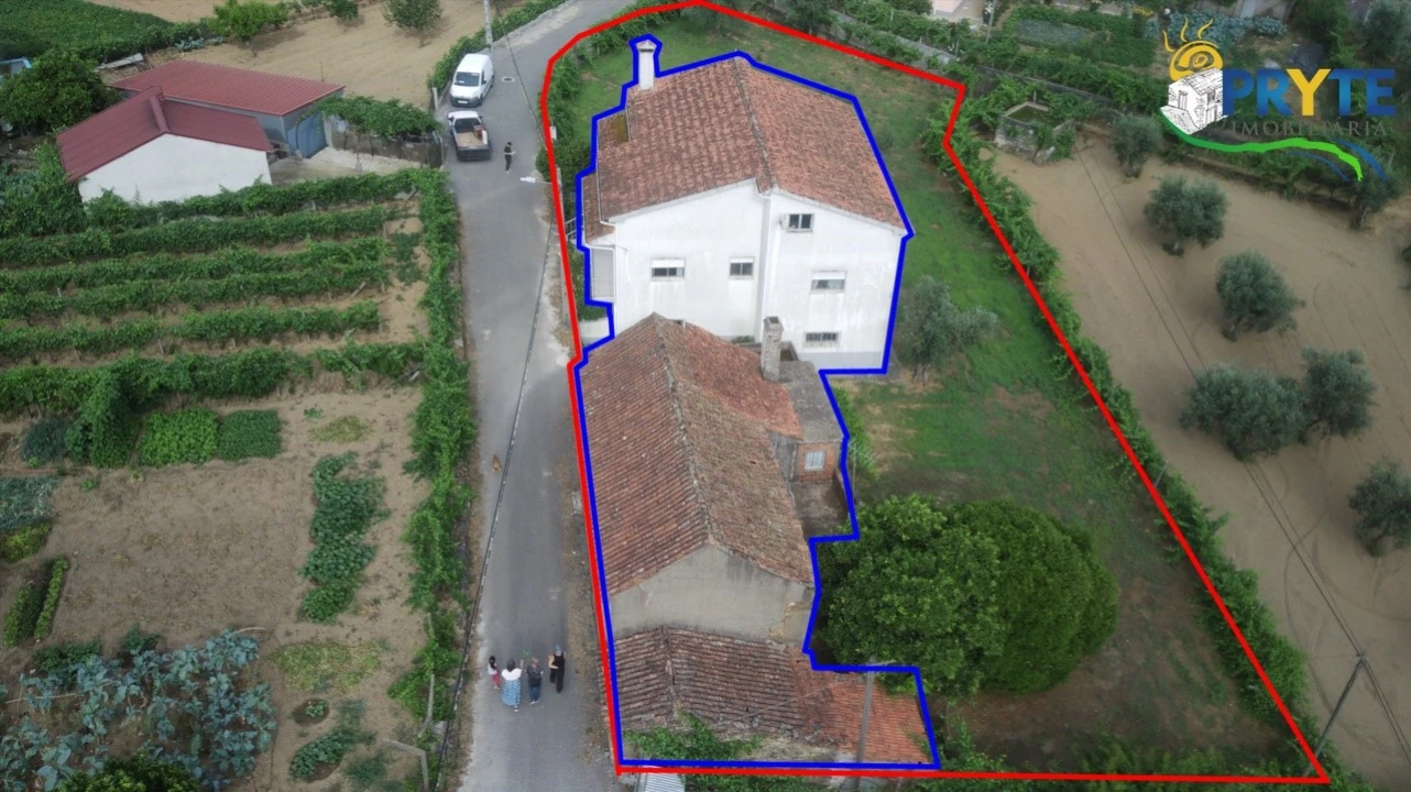 Moradia T3 para Venda em Varzea dos Cavaleiros Foto 1