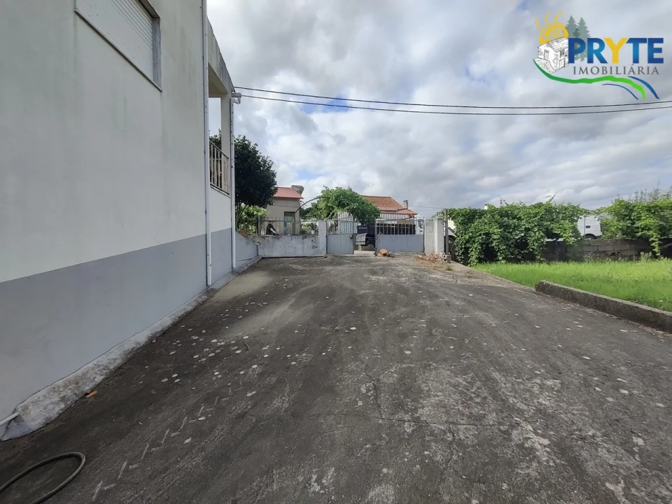 Moradia T3 para Venda em Varzea dos Cavaleiros Foto 25