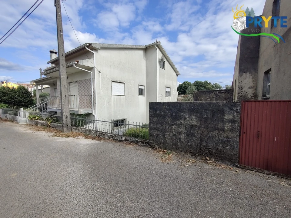 Moradia T3 para Venda em Varzea dos Cavaleiros Foto 33