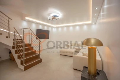 Moradia T3 para Venda em Albufeira e Olhos de Água