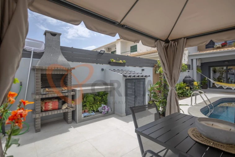 Moradia T3 para Venda em Albufeira e Olhos de Água Foto 6