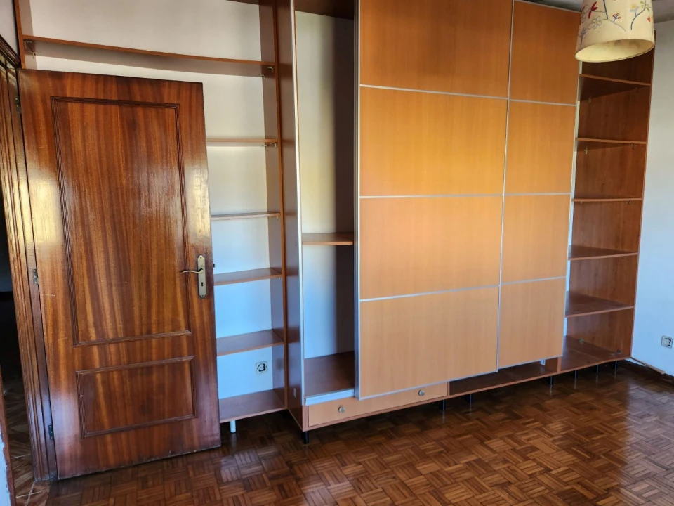 Apartamento T4 para Arrendamento em Alfena Foto 11