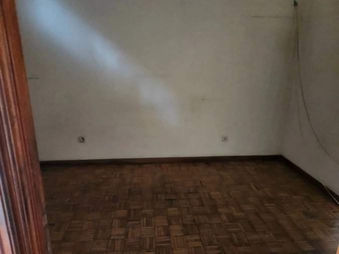 Apartamento T4 para Arrendamento em Alfena Foto 6