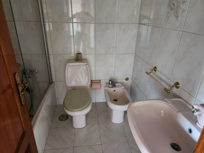 Apartamento T4 para Arrendamento em Alfena Foto 12