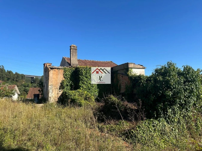 Moradia T4 para Venda em Ceira Foto 10