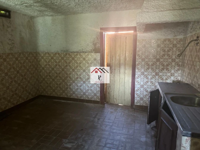 Moradia T4 para Venda em Ceira Foto 18