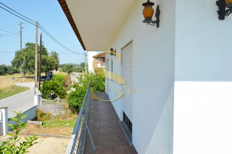 Moradia T4 para Venda em Guia, Ilha e Mata Mourisca Foto 4