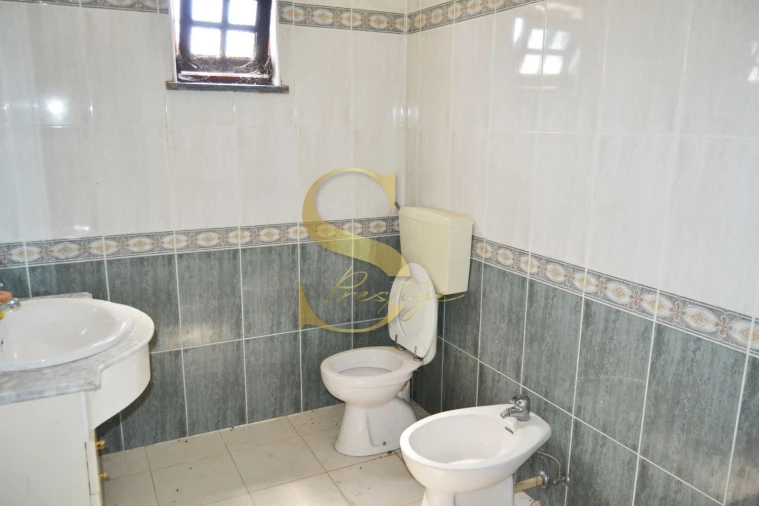 Moradia T4 para Venda em Guia, Ilha e Mata Mourisca Foto 28