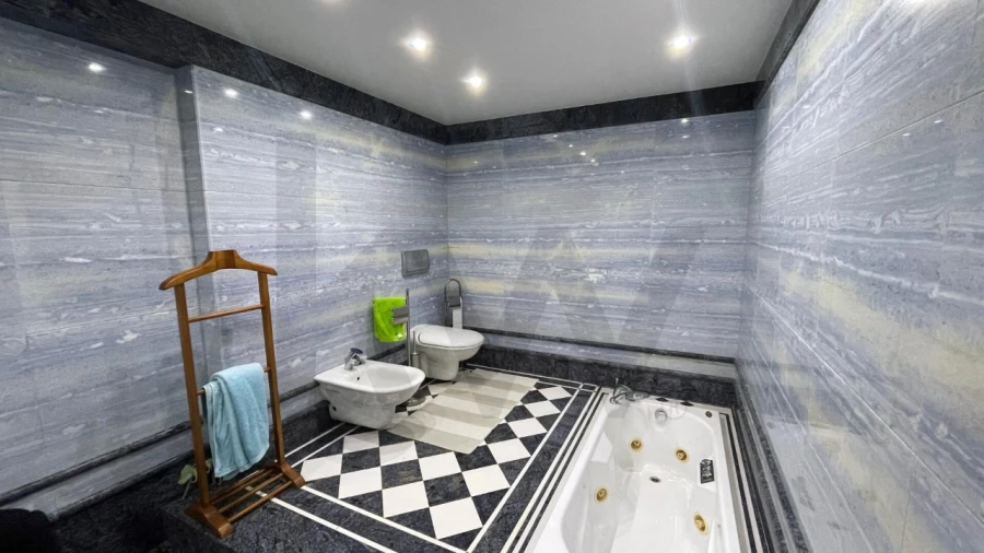 Moradia T5 para Venda em Luz Foto 40