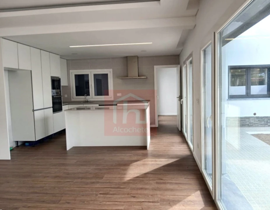 Moradia T3 para Venda em Fernao Ferro Foto 1