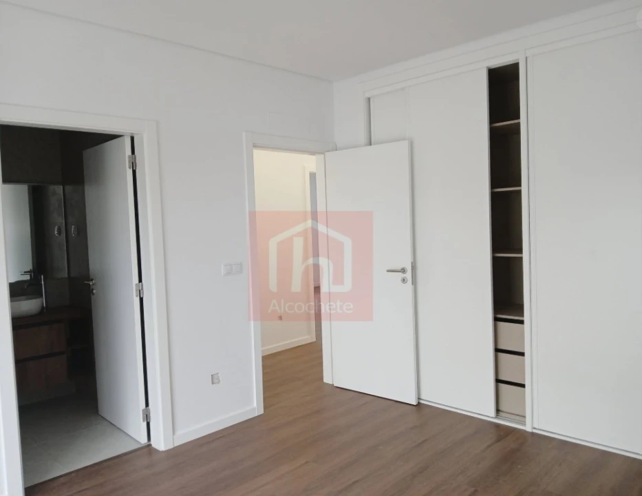 Moradia T3 para Venda em Fernao Ferro Foto 12