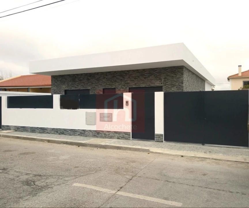 Moradia T3 para Venda em Fernao Ferro Foto 17