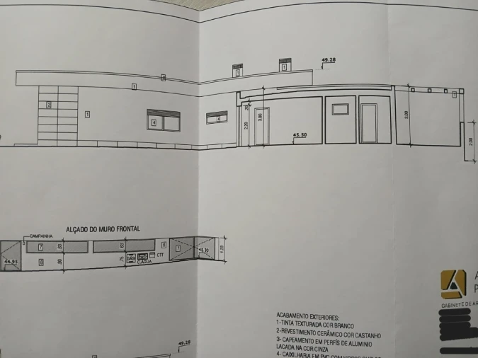 Moradia T4 para Venda em Fernao Ferro Planta 1