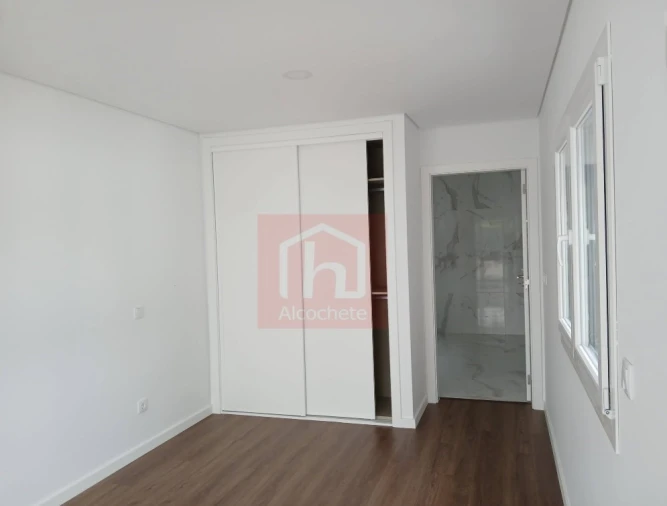 Moradia T3 para Venda em Fernao Ferro Foto 10