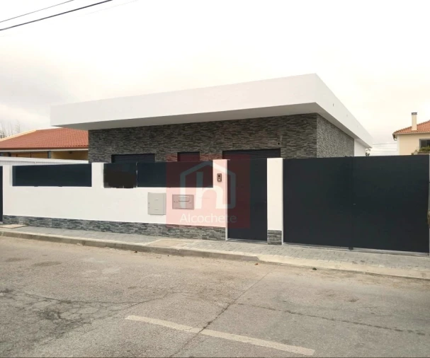 Moradia T3 para Venda em Fernao Ferro Foto 17