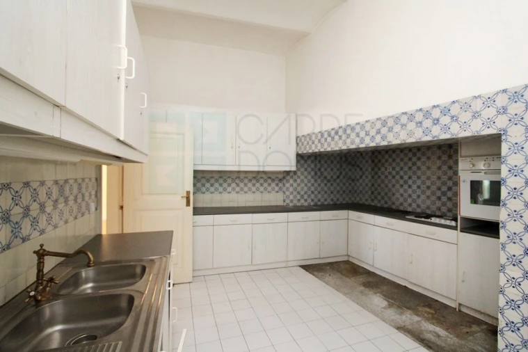 Prédio para Venda em Évora (São Mamede, Sé, São Pedro e Santo Antão) Foto 47